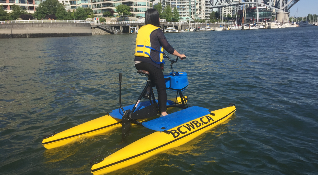 この夏、最適な水上スポーツは？“BC Water Bikes” - Oops!うっぷす カナダ・バンクーバー情報誌